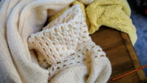 Tightly Knitted vs Loosely Knitted fabrics for apparel buyers