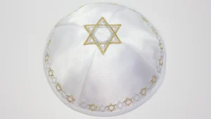 What Knitted Kippahs Mean in Jewish Love and Marriage
