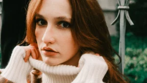 Why Pintuck Knit Dresses Are a Retail Must-Have