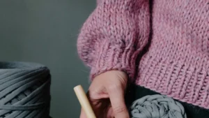 Knit Stitch Crochet vs Traditional Knitting: Which Technique Stands Out