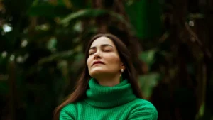 What Makes Deadstock Tweed Unique and Why Hunter Green Wool Stands Out